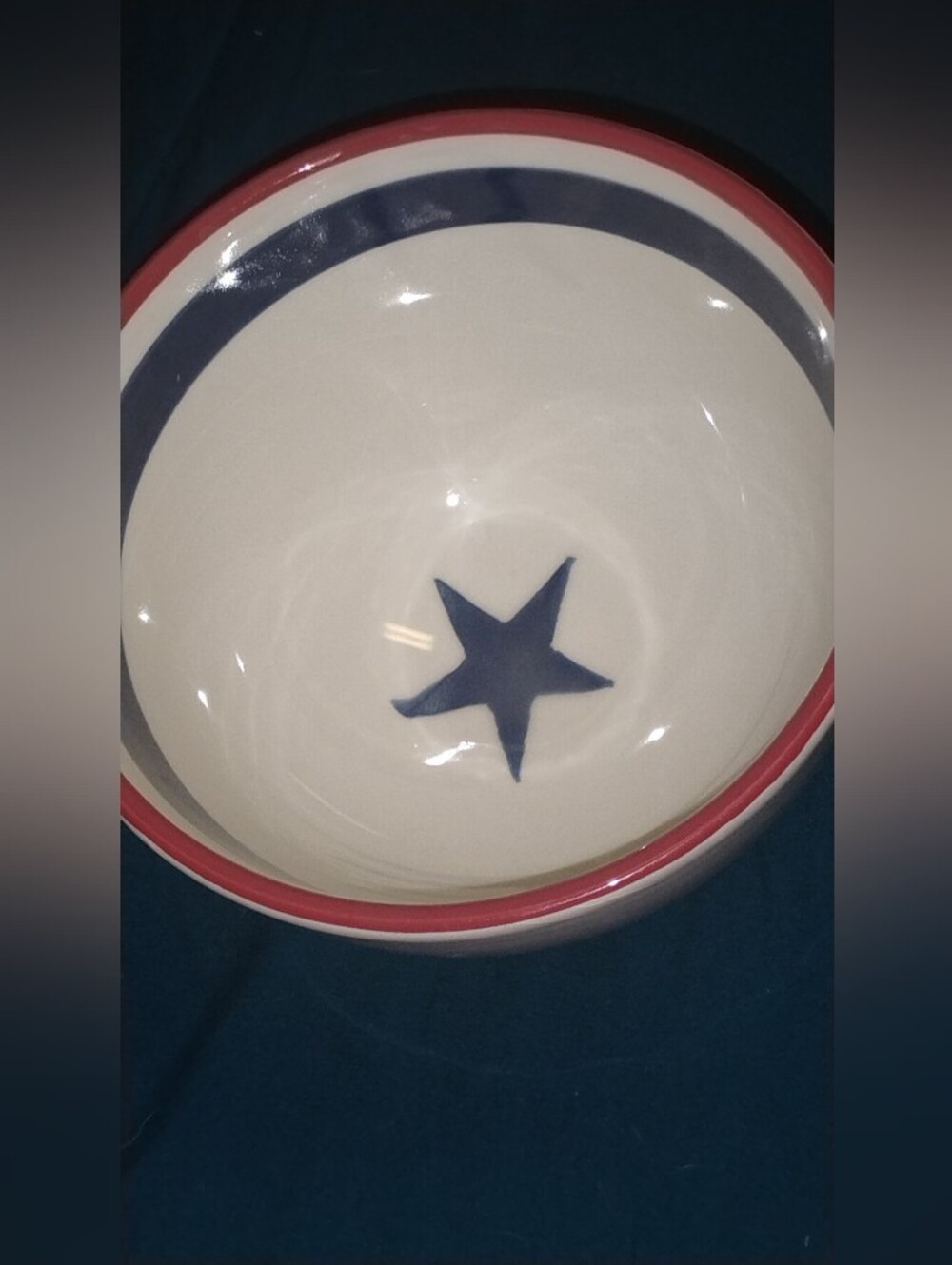 Value Ceramic SA Portugal Patriotic Star Bowl Blue & Red Rim Off White
